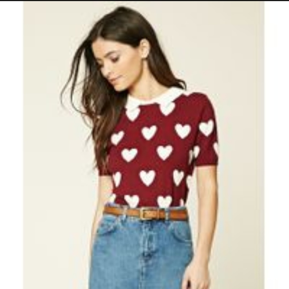 Forever 21 Heart Collared Sweater Size Medium